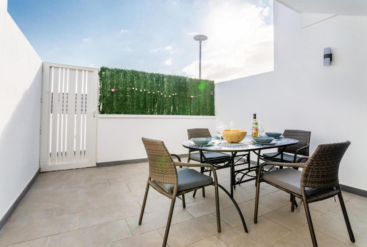 Monterey House Playa Blanca Villa Playa Blanca  Exteriör bild