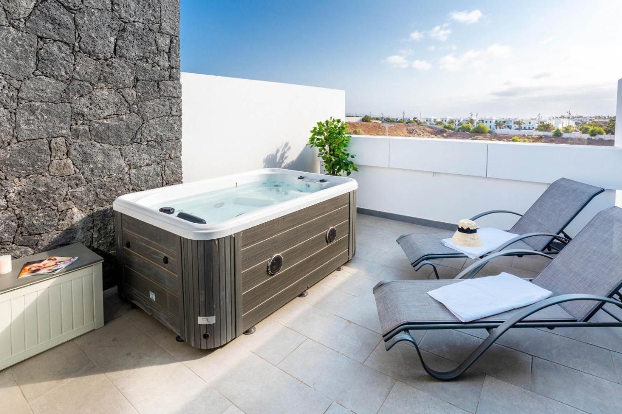Monterey House Playa Blanca Villa Playa Blanca  Exteriör bild